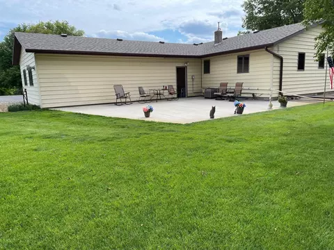 Exterior - 20366 470th Ave, Morris, MN 56267 photo 4 of 15