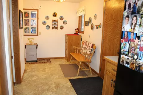 Entry Way - 20366 470th Ave, Morris, MN 56267 photo 2 of 5