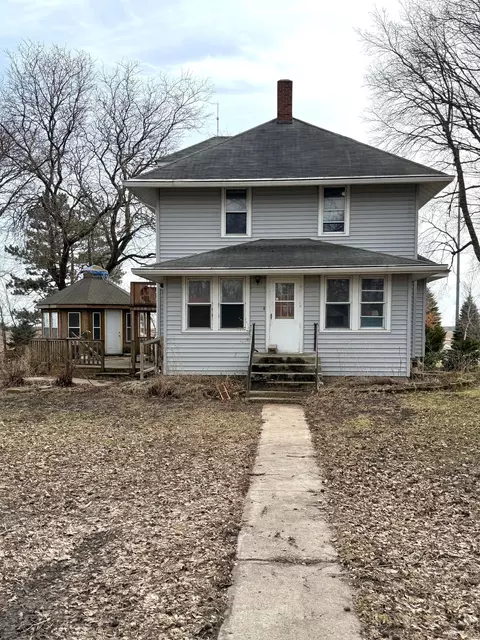 72143 280th St, Redwood Falls, MN 56283