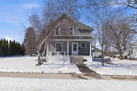 421 2nd St NE, Staples, MN 56479 photo 5