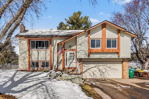 2006 E 115th St, Burnsville, MN 55337
