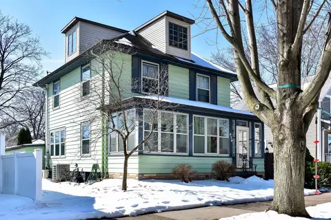 629 W King St, Winona, MN 55987