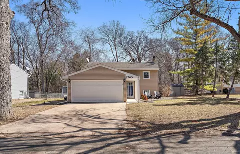 2760 Grove Ln, Mound, MN 55364