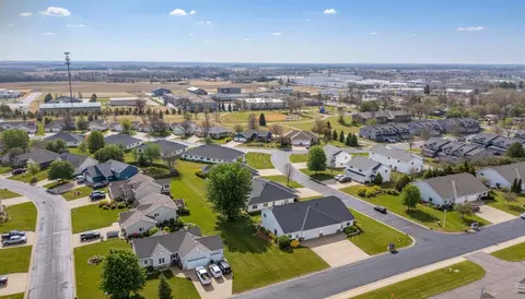 803 1st St NW, New Prague, MN 56071
