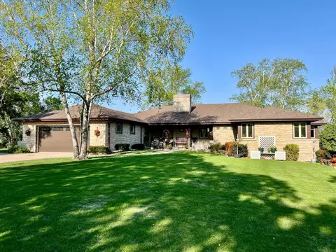 579 Park Ave W, Ortonville, MN 56278