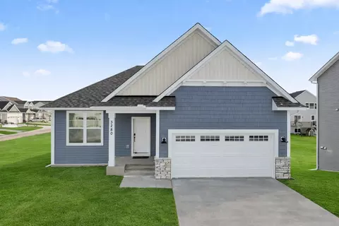3280 Linden Ave N, Lake Elmo, MN 55042
