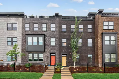 875 W Falls Psge #C, Saint Paul, MN 55116