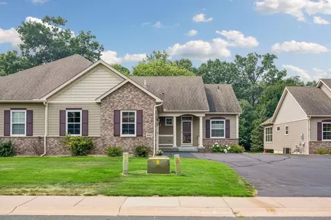 4947 384th Trl, North Branch, MN 55056