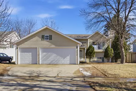 3474 18th St S, Fargo, ND 58104