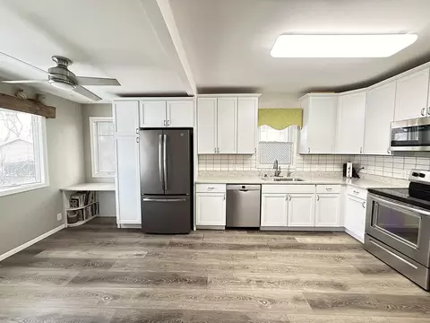 Kitchen - 206 N 9th St, Montevideo, MN 56265 photo 7 of 8
