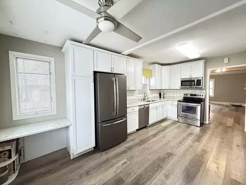 Kitchen - 206 N 9th St, Montevideo, MN 56265 photo 3 of 8