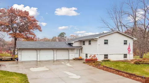 18922 Yalta St NE, East Bethel, MN 55092