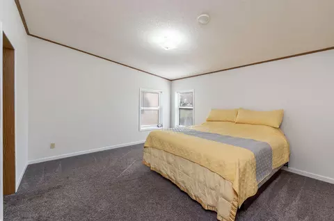Bedroom - 1734 40th St, Ceylon, MN 56121 photo 1 of 6