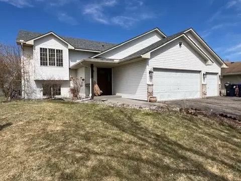 4765 Park Dr, Monticello, MN 55362