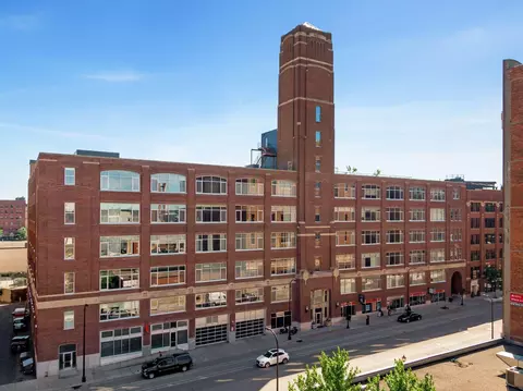 700 Washington Ave N #627, Minneapolis, MN 55401