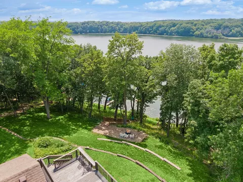 View/Area - 7080 Rolling Acres Rd, Excelsior, MN 55331 photo 7 of 13