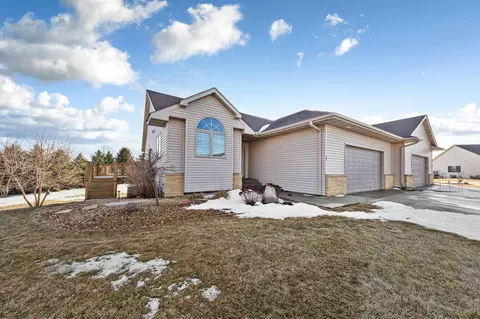 13 Egret Ln, Elysian, MN 56028