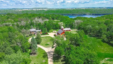 11253 Saint Croix Trl S, Hastings, MN 55033