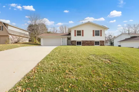 910 Byron Ave N, Byron, MN 55920