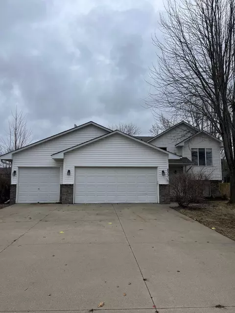 833 S Walnut St, Belle Plaine, MN 56011