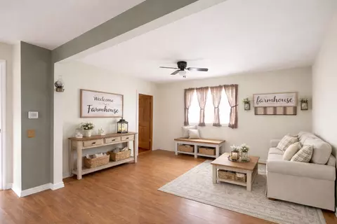 208 Margaret Ave, Barry, MN 56210