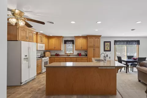 Kitchen - 12162 70th St, Brainerd, MN 56401 photo 3 of 7