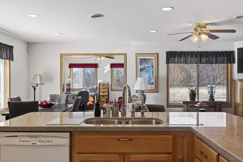 Kitchen - 12162 70th St, Brainerd, MN 56401 photo 4 of 7