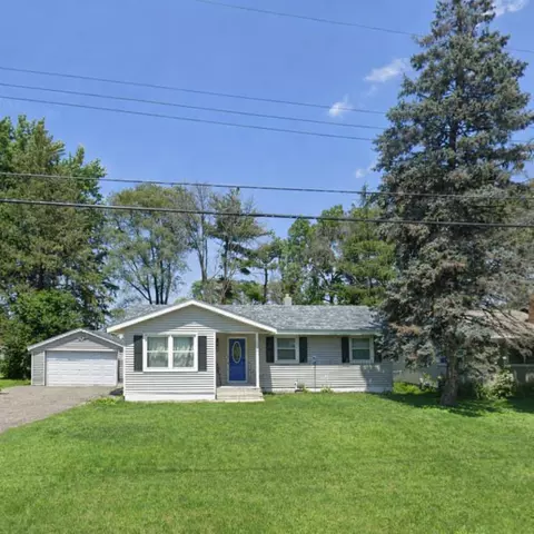 375 Lark Ave, Maplewood, MN 55117