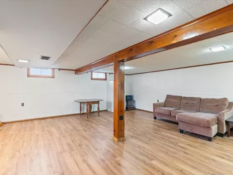 Living - 1013 10th Ave NE, Brainerd, MN 56401 photo 1 of 3