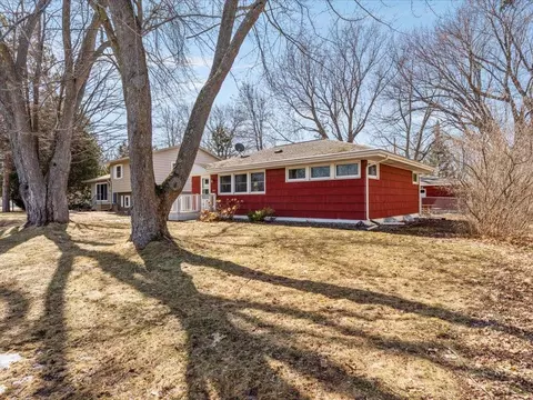 Exterior - 1013 10th Ave NE, Brainerd, MN 56401 photo 6 of 7