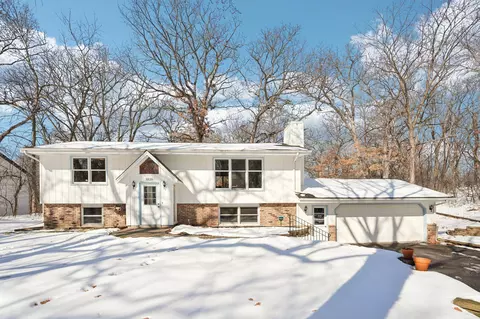 5520 Glenavon Ave, Minnetonka, MN 55345