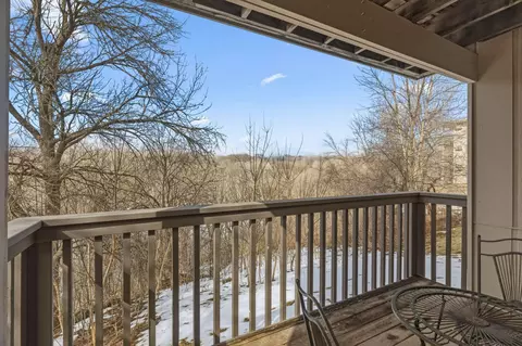 6625 Buckley Cir #202, Inver Grove Heights, MN 55076