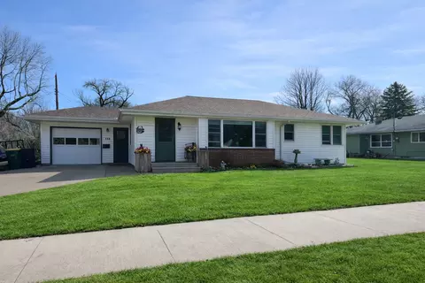 738 Center St, Tracy, MN 56175