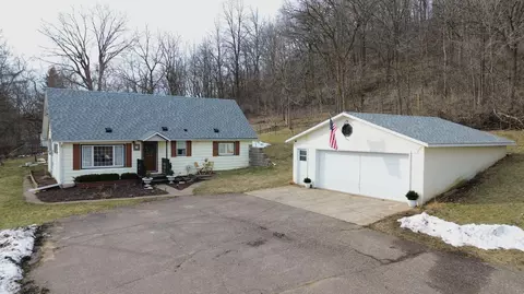 w7410 Wisconsin 65, Beldenville, WI 54003