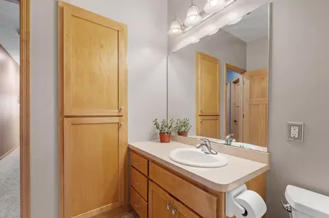 Bath - 8700 Grace Ln, Greenfield, MN 55357 photo 3 of 9