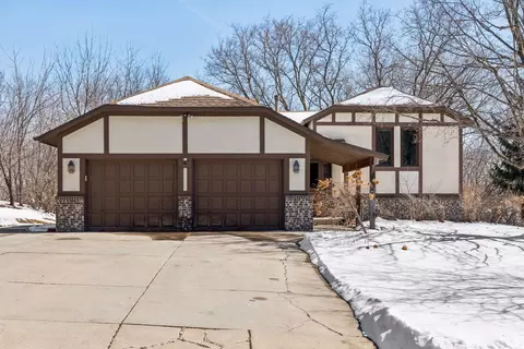 7340 Niagara Ln N, Maple Grove, MN 55311