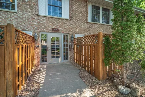 4524 Cedar Lake Rd S #3, Saint Louis Park, MN 55416