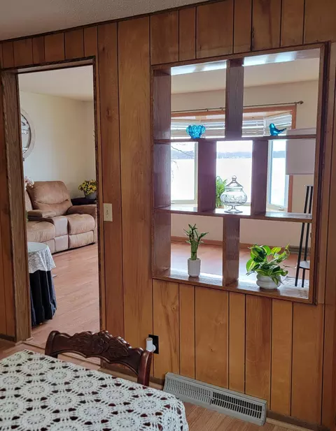 Dining - 4018 N Eagle Rd, Willmar, MN 56201 photo 3 of 3