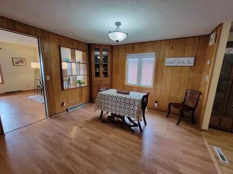 Dining - 4018 N Eagle Rd, Willmar, MN 56201 photo 1 of 3