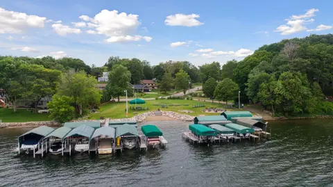 4410 Shady Ln, Mound, MN 55364