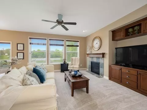 Living - 6035 Quantico Ln N, Plymouth, MN 55446 photo 2 of 5