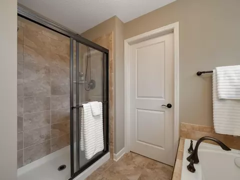 Bath - 6035 Quantico Ln N, Plymouth, MN 55446 photo 3 of 5