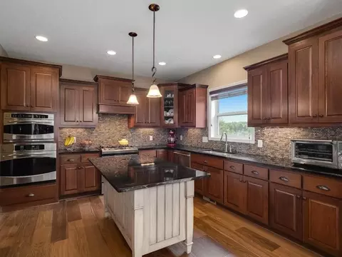 Kitchen - 6035 Quantico Ln N, Plymouth, MN 55446 photo 2 of 2