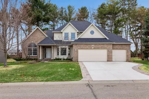 10173 Bridgewater Ct, Woodbury, MN 55129