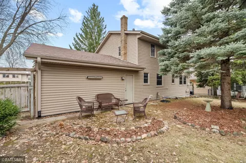 Exterior - 2245 Maple Ln E, Maplewood, MN 55109 photo 6 of 10