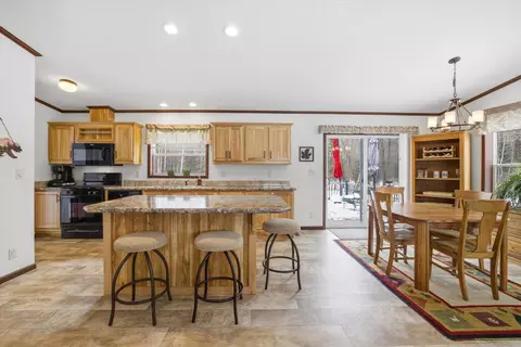 Kitchen - 232 Scenic Estates Dr, Bigfork, MN 56628 photo 6 of 6