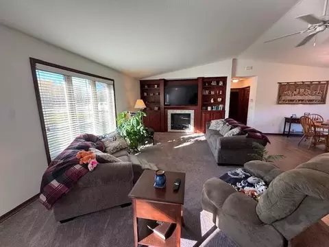 Living - 1175 Front St, Staples, MN 56479 photo 2 of 4