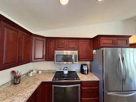 Kitchen - 1175 Front St, Staples, MN 56479 photo 7 of 7