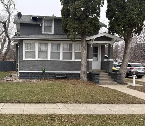 916 5th St S, Saint James, MN 56081