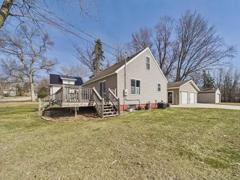 707 Hagenson St, Starbuck, MN 56381
